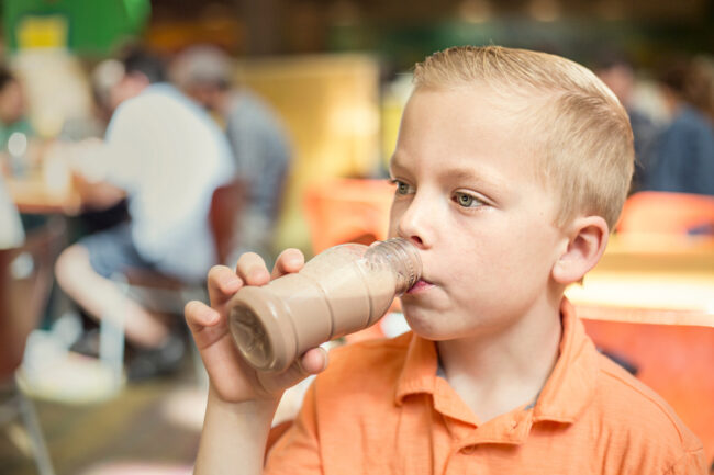 chocolate milk children students schools meals dairy