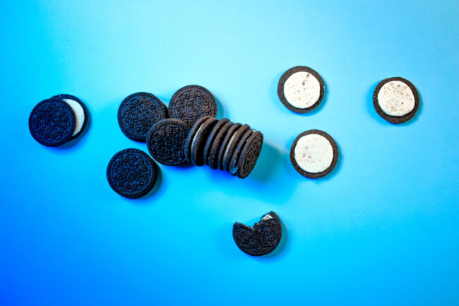 Oreo cookies filling dessert